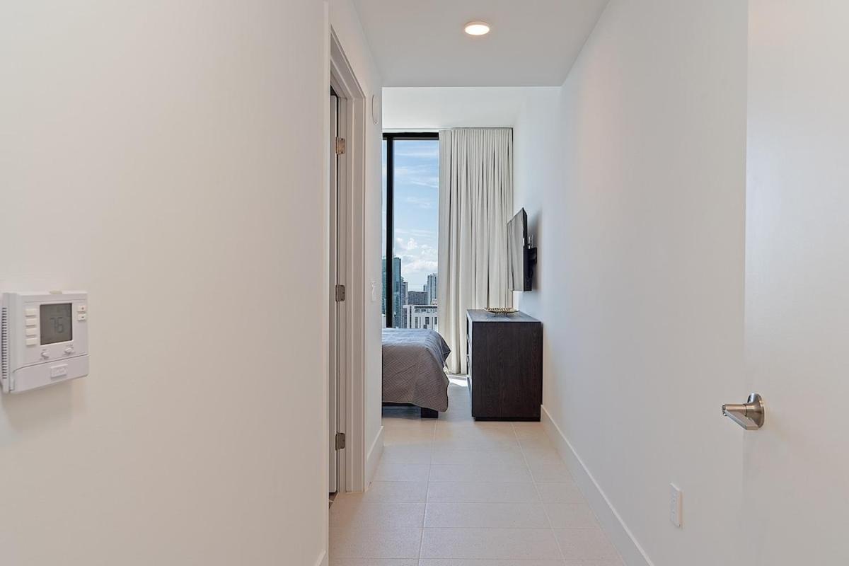Lux 3bd Penthouse Line, Water And View Apartment
